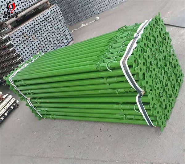 Scaffolding Props